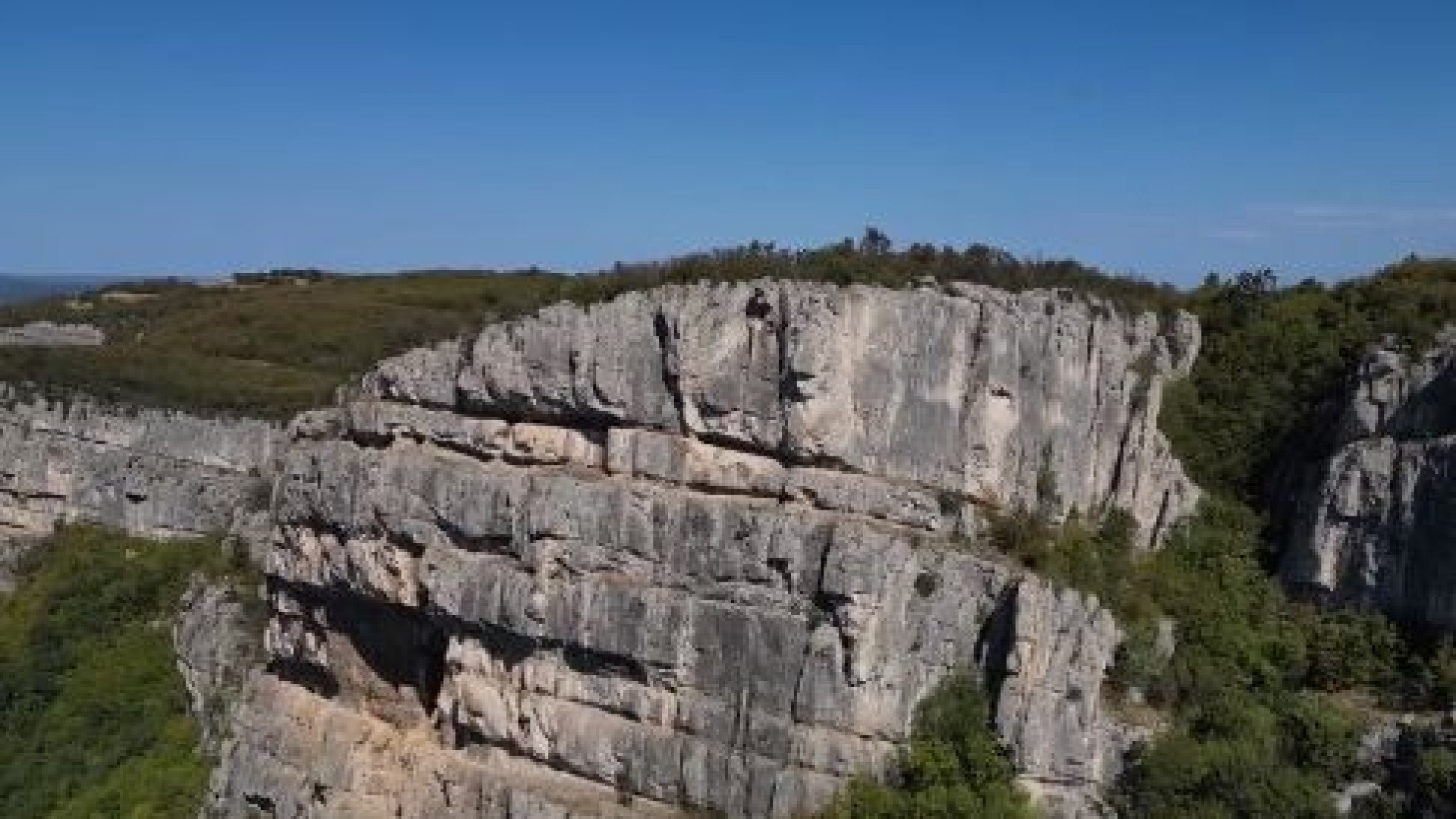 Тайните на Витата стена и спиращи дъха гледки към Балкана ВИДЕО