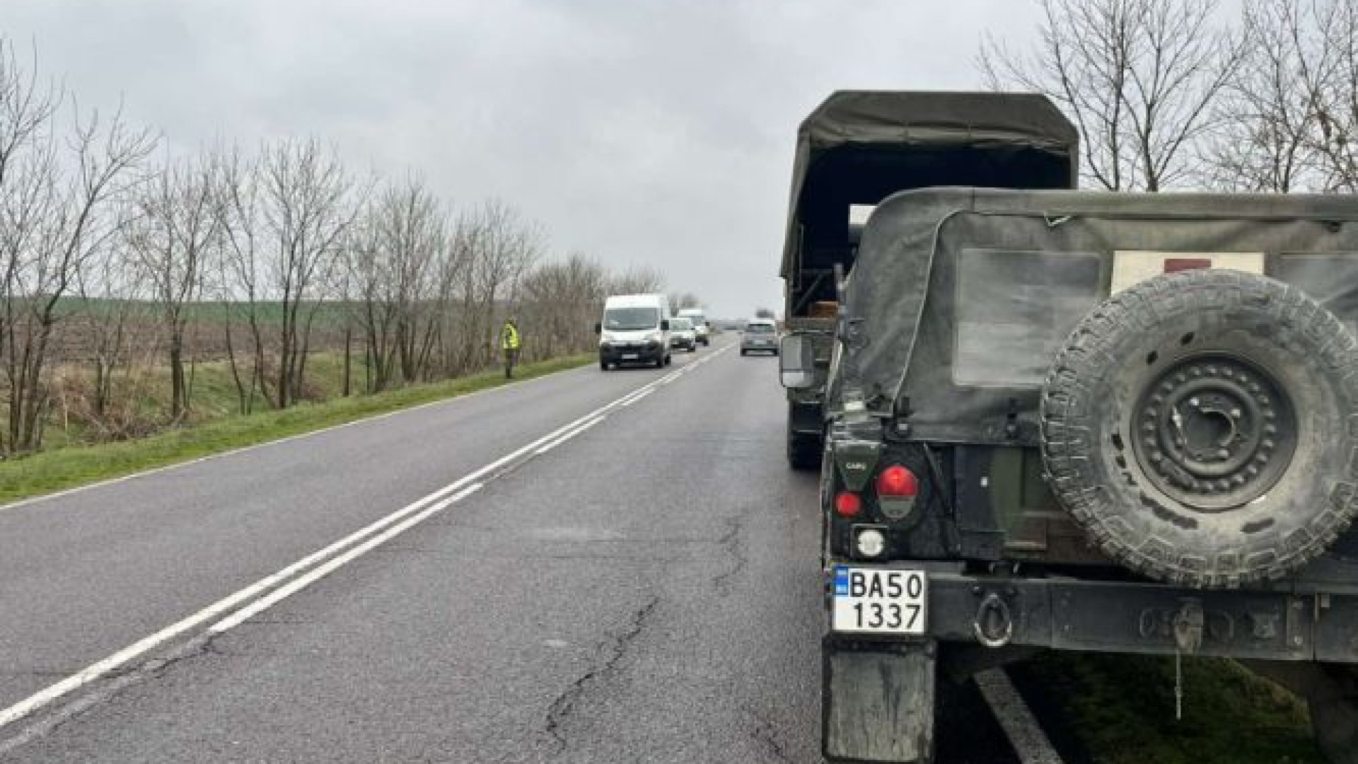 Ад на път в Старозагорско, военни се намесиха по спешност СНИМКИ 