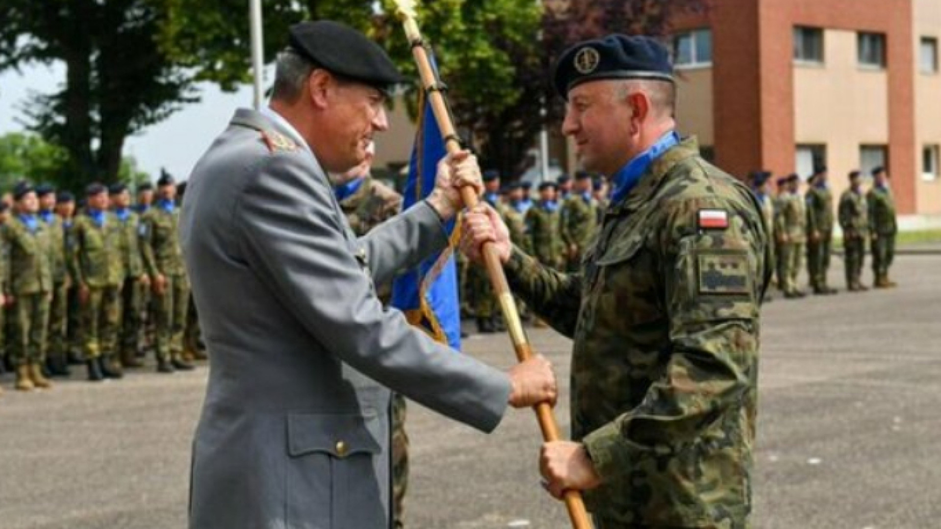 Варшава отзова полския командир на Еврокорпуса заради разследване за шпионаж