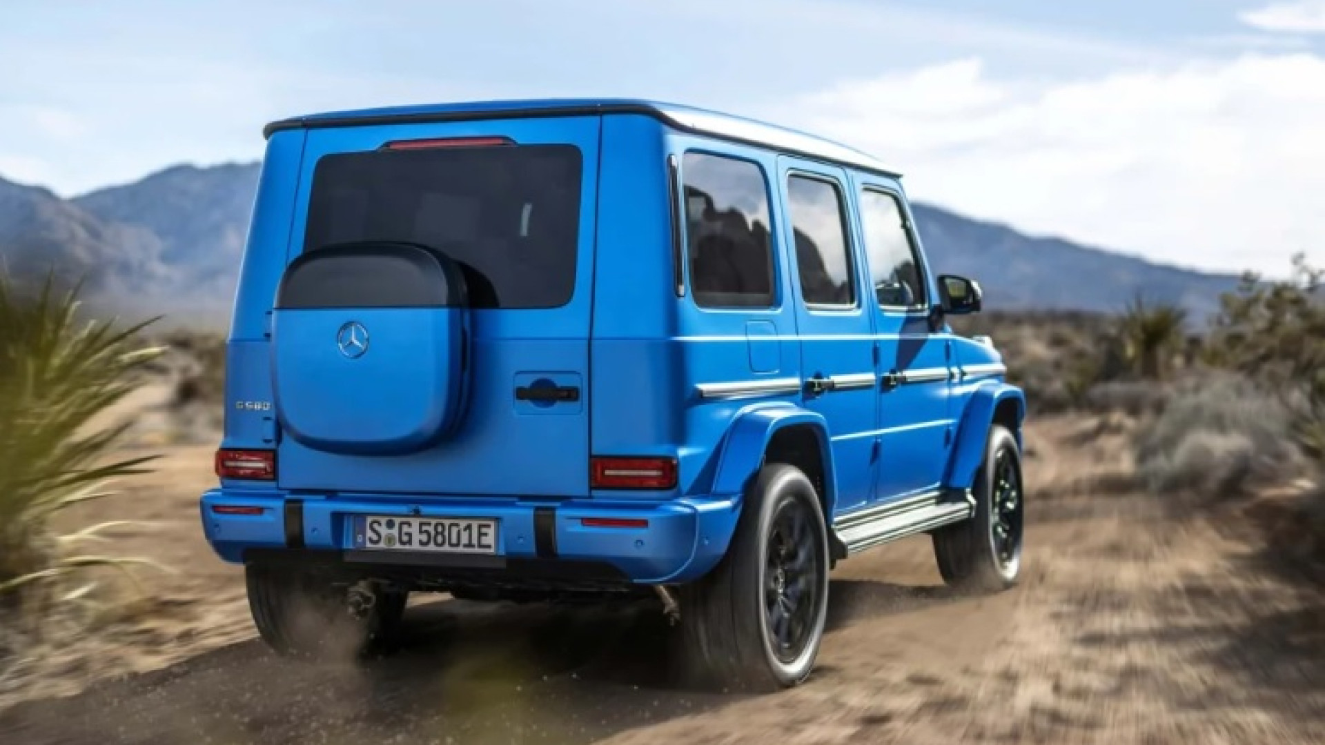 Новият Mercedes G-Class удиви със своите характеристики ВИДЕО