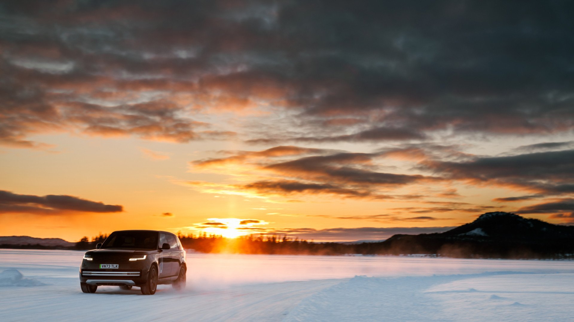 100% Range Rover. 100% електрически. Тестван да бъде лидер.