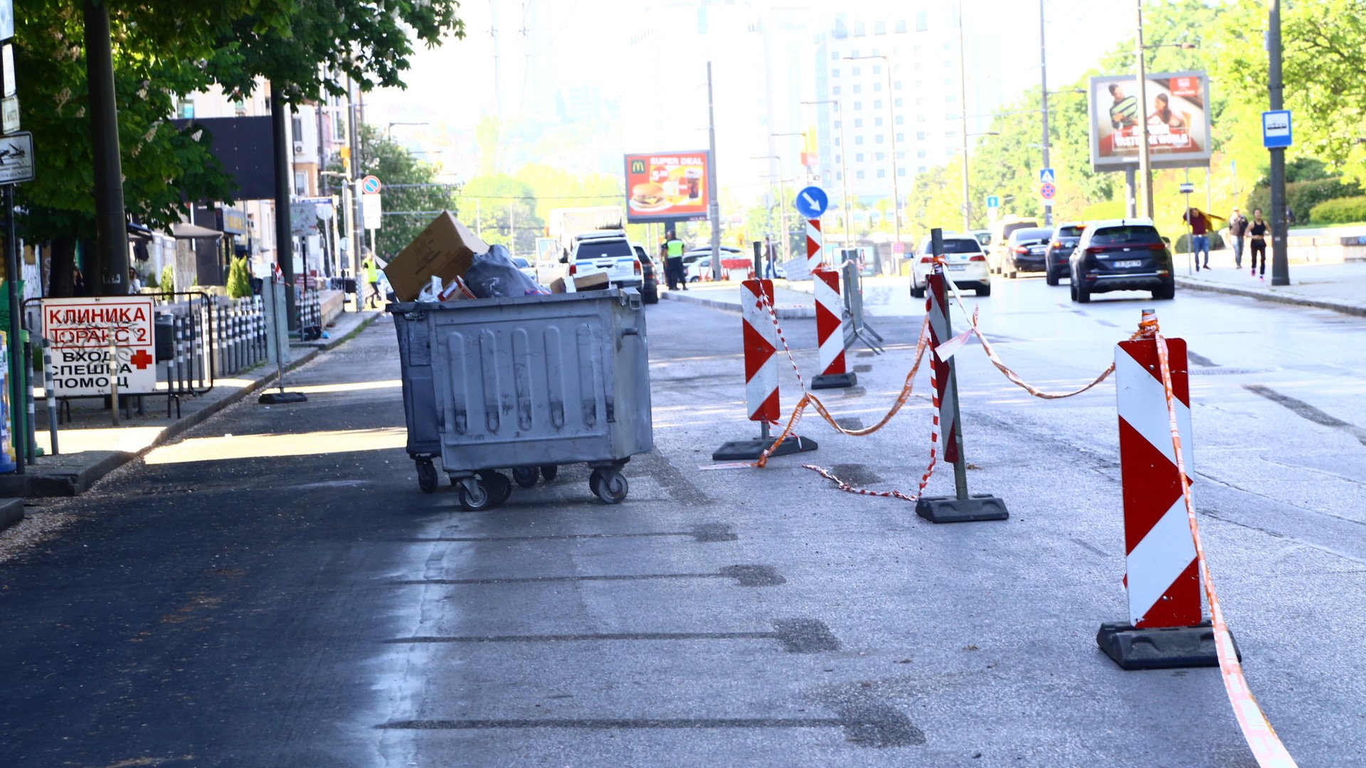 Скандална СНИМКА изобличи какво се случва на велоалеите на Терзиев и компания