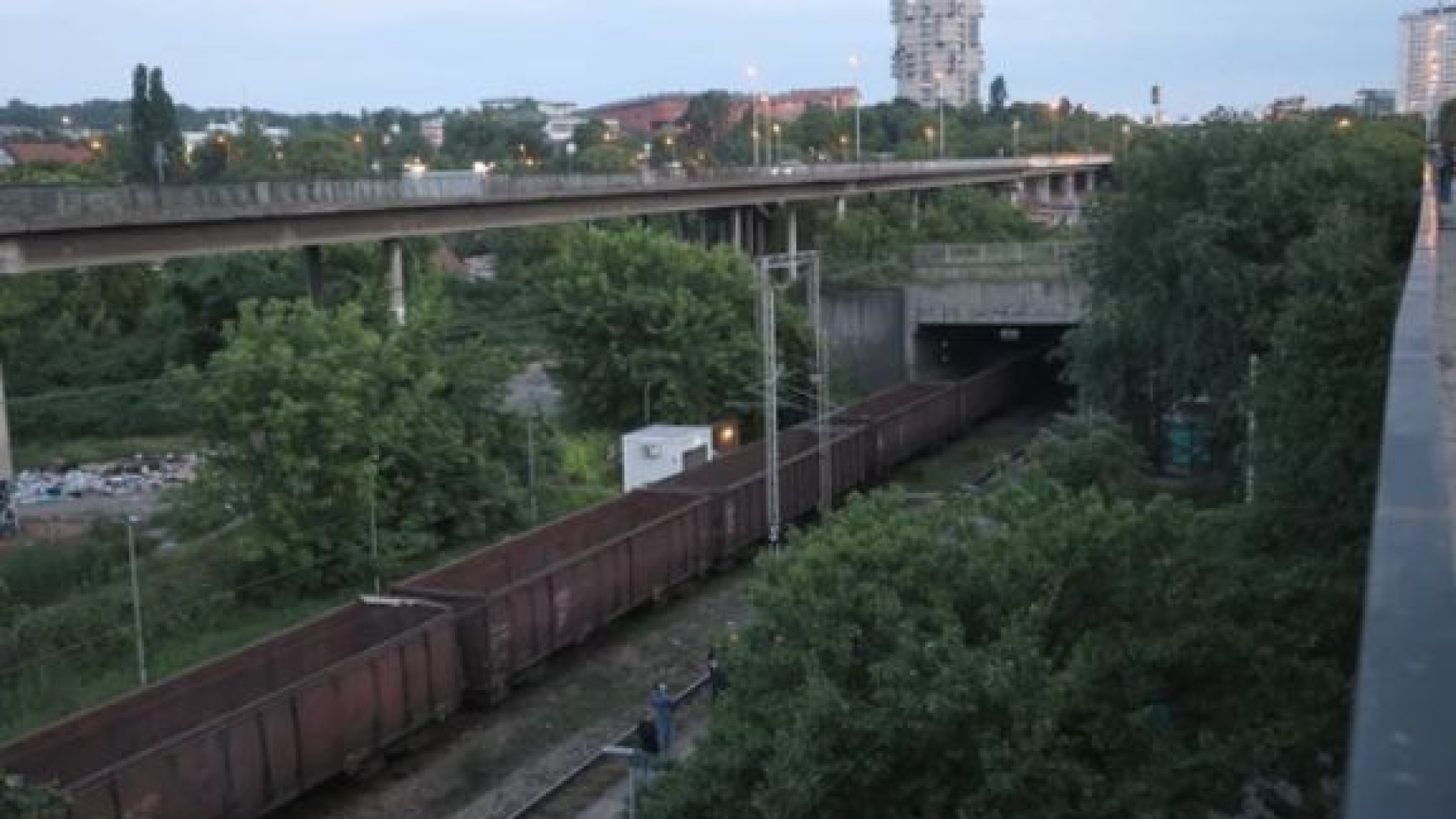 Адът слезе в Белград, ето какво се случва СНИМКИ/ВИДЕО