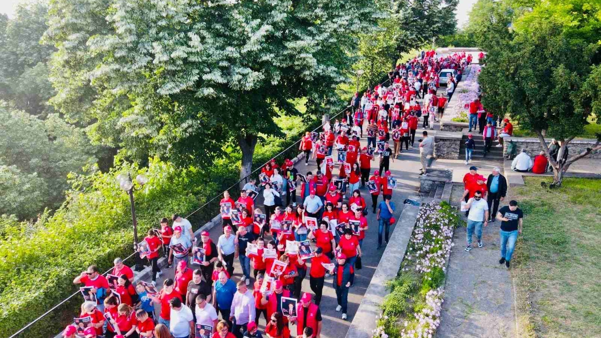 Проф. Гечев бе гост на митинга на румънските социал-демократи 