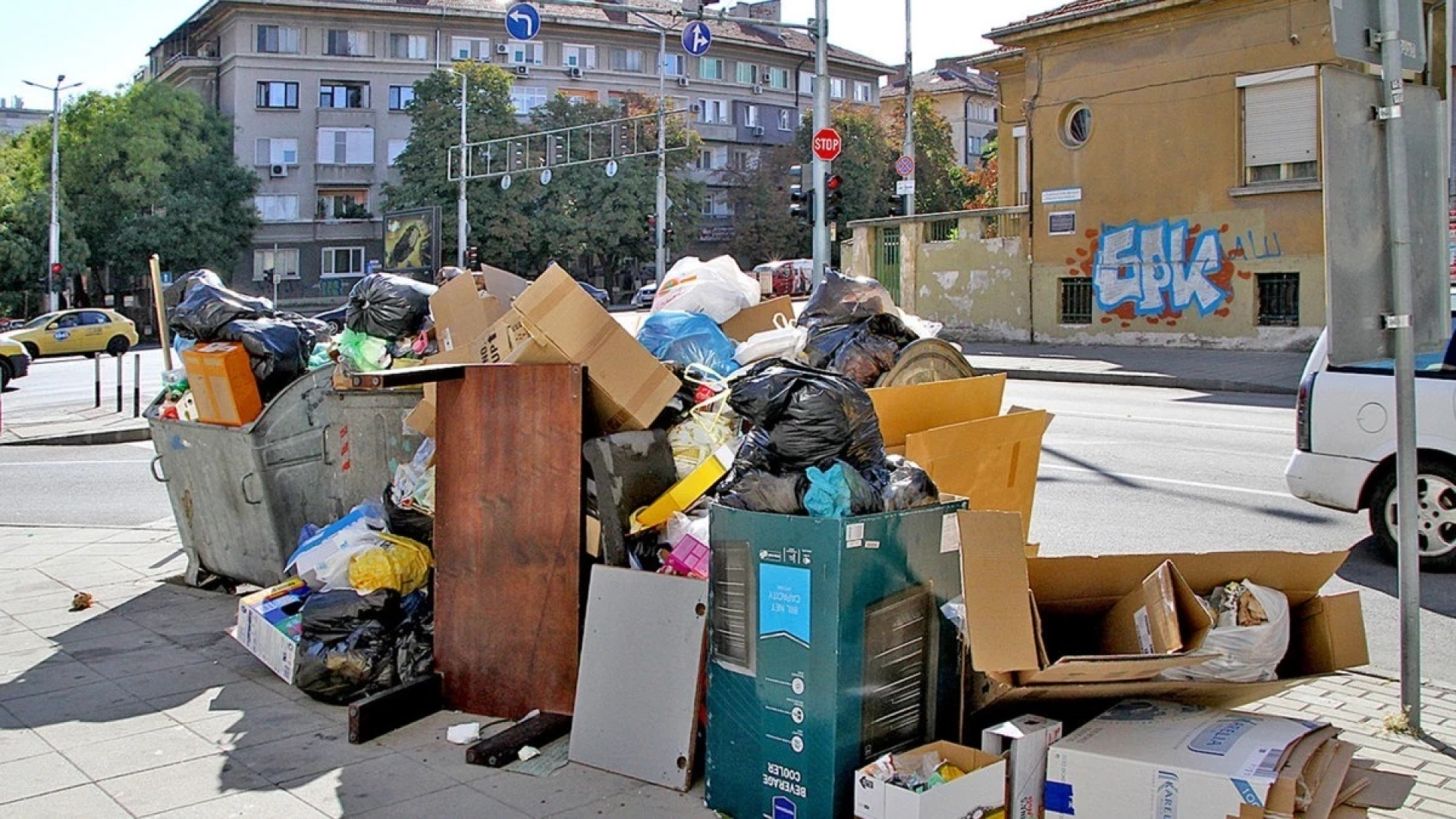 Под тепетата се хванаха за главата, голяма промяна с боклука от Нова година