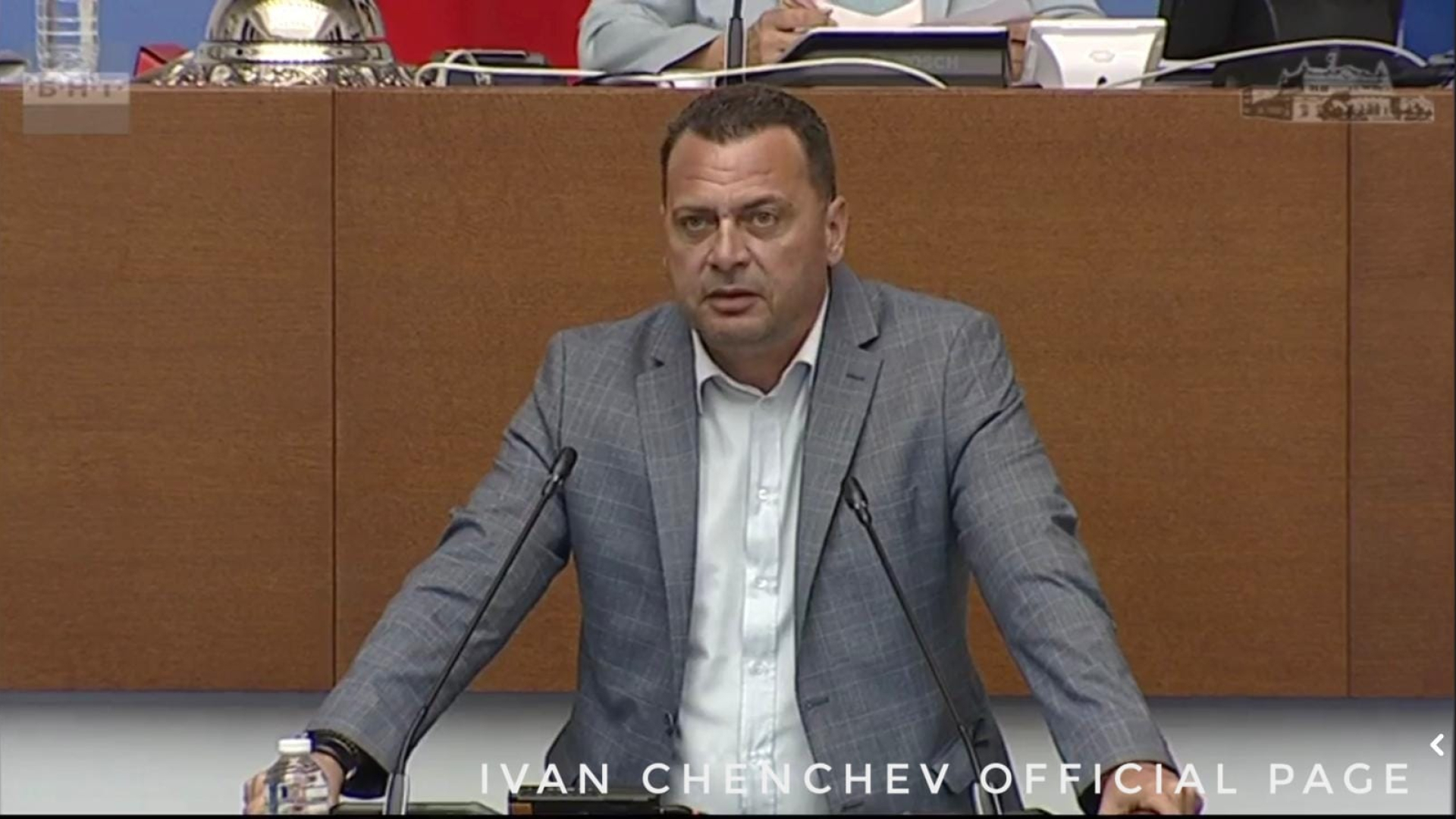 Ченчев: От чешмите в Мирково тече кална вода – „моментно“ негодна от години, пречиствателната станция не работи. Скандално е! 