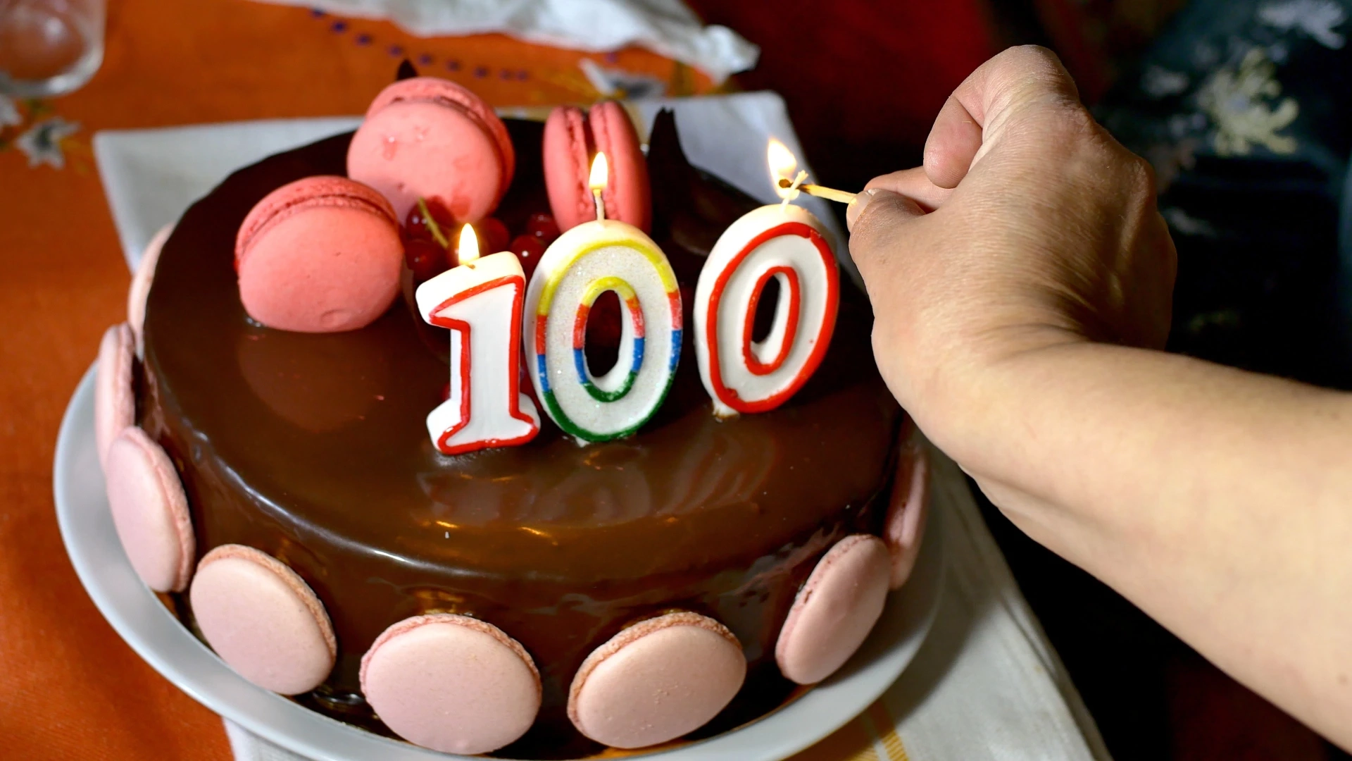 Чудо! Близо 100 хил. души в тази страна са на 100+ години