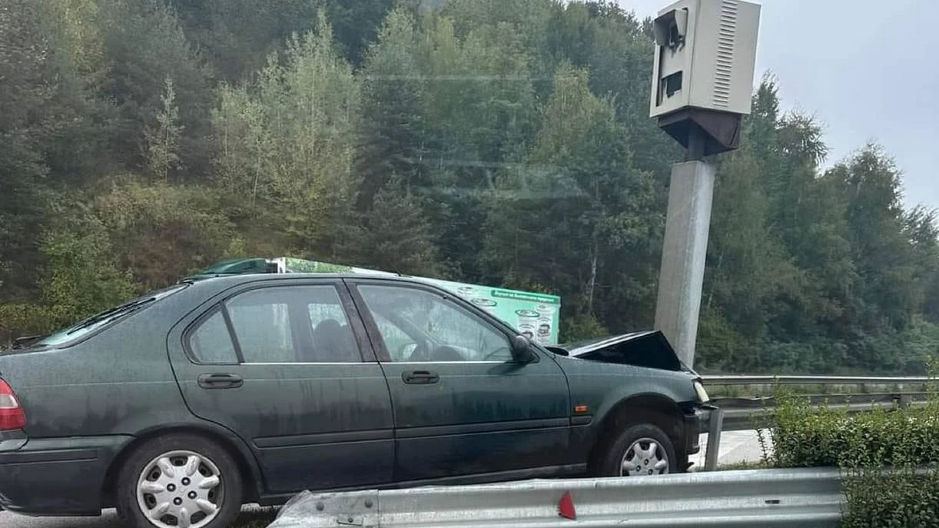 Не е за вярване в какво се заби джигит на АМ "Хемус"