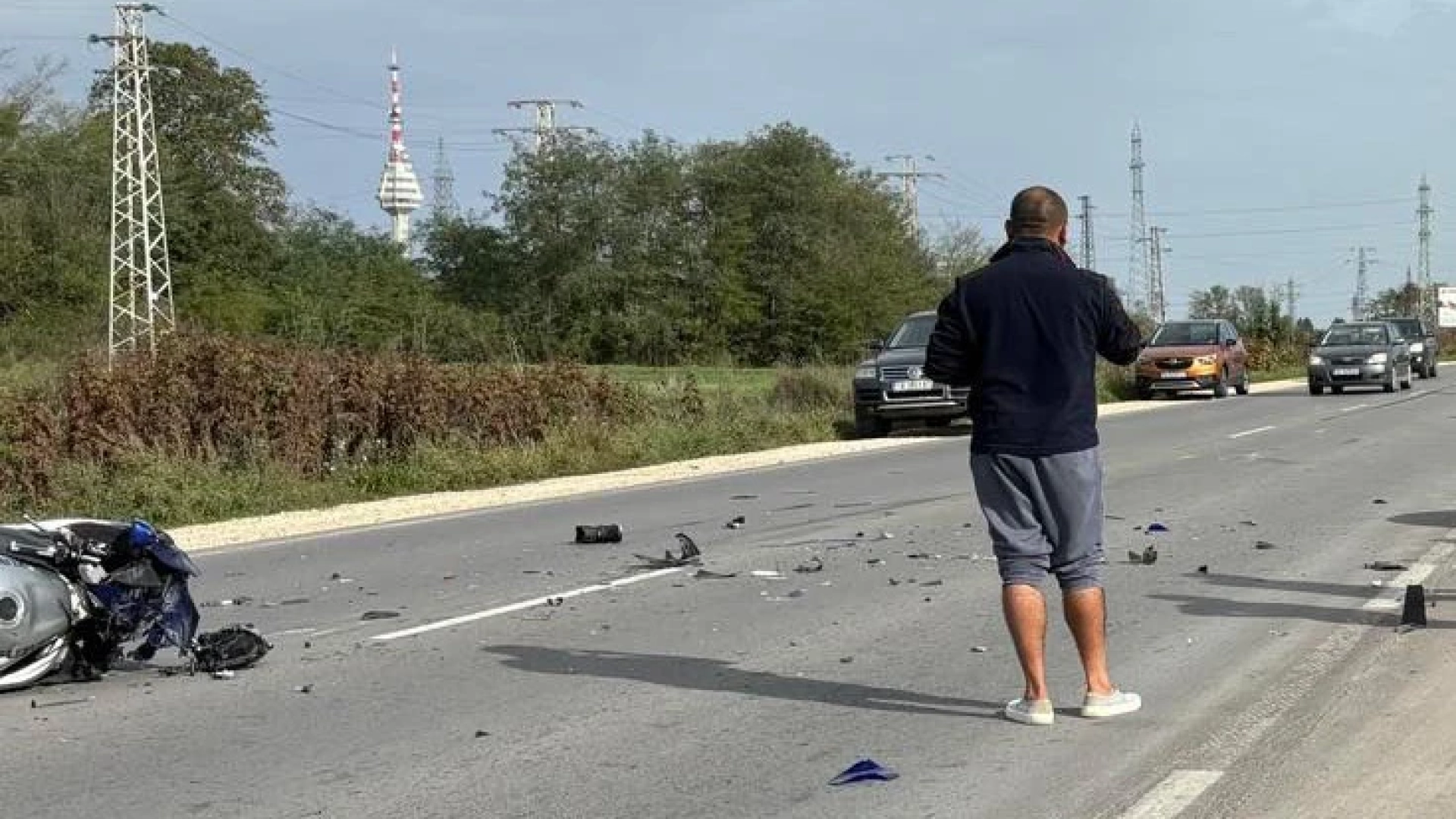 Кървава трагедия в Добрич, моторист попадна под гумите на...