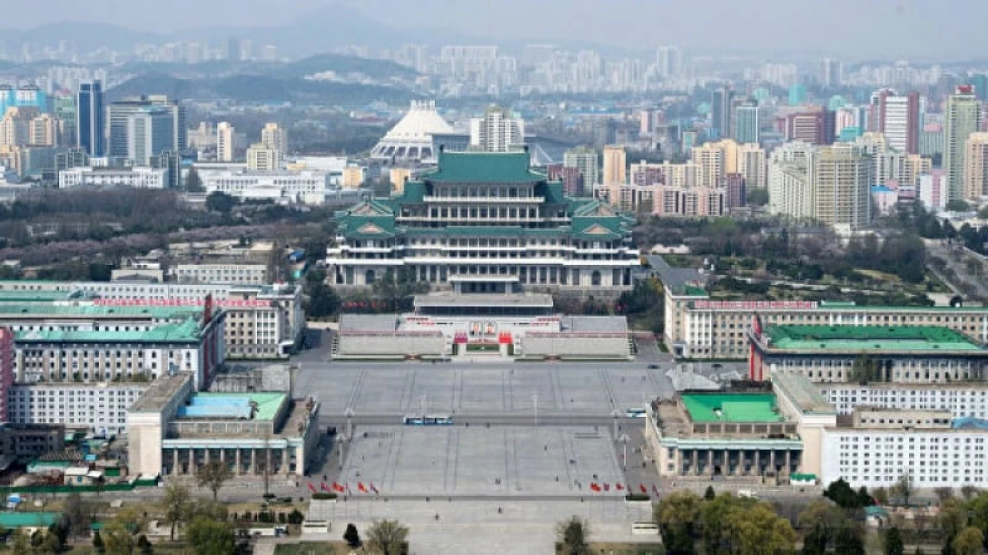 Пътешественик разкри какви са цените на алкохола в Северна Корея, ще се изненадате! 