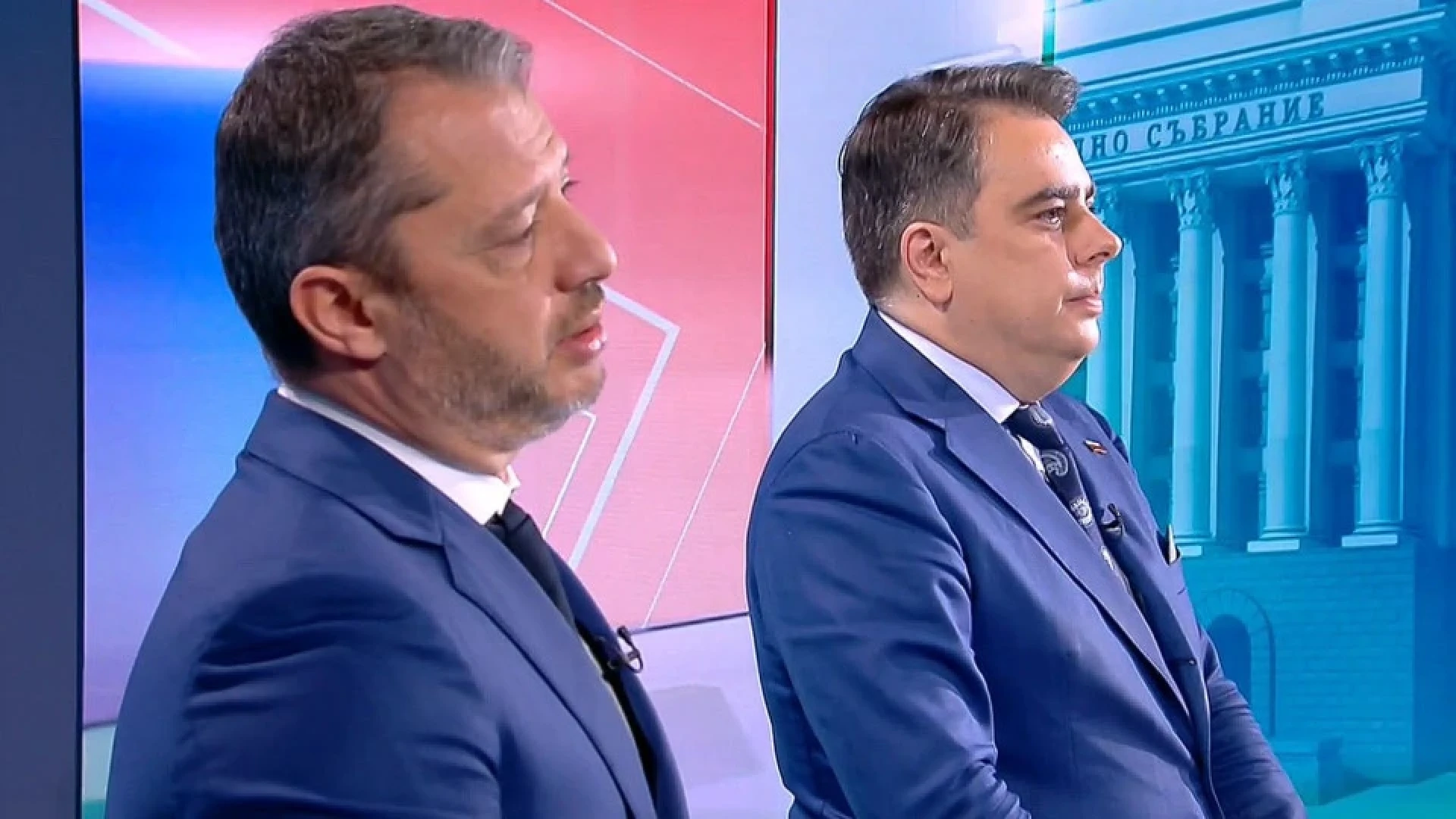 Добрев съсипа Асен Василев заради калкулатора, ударът е жесток!