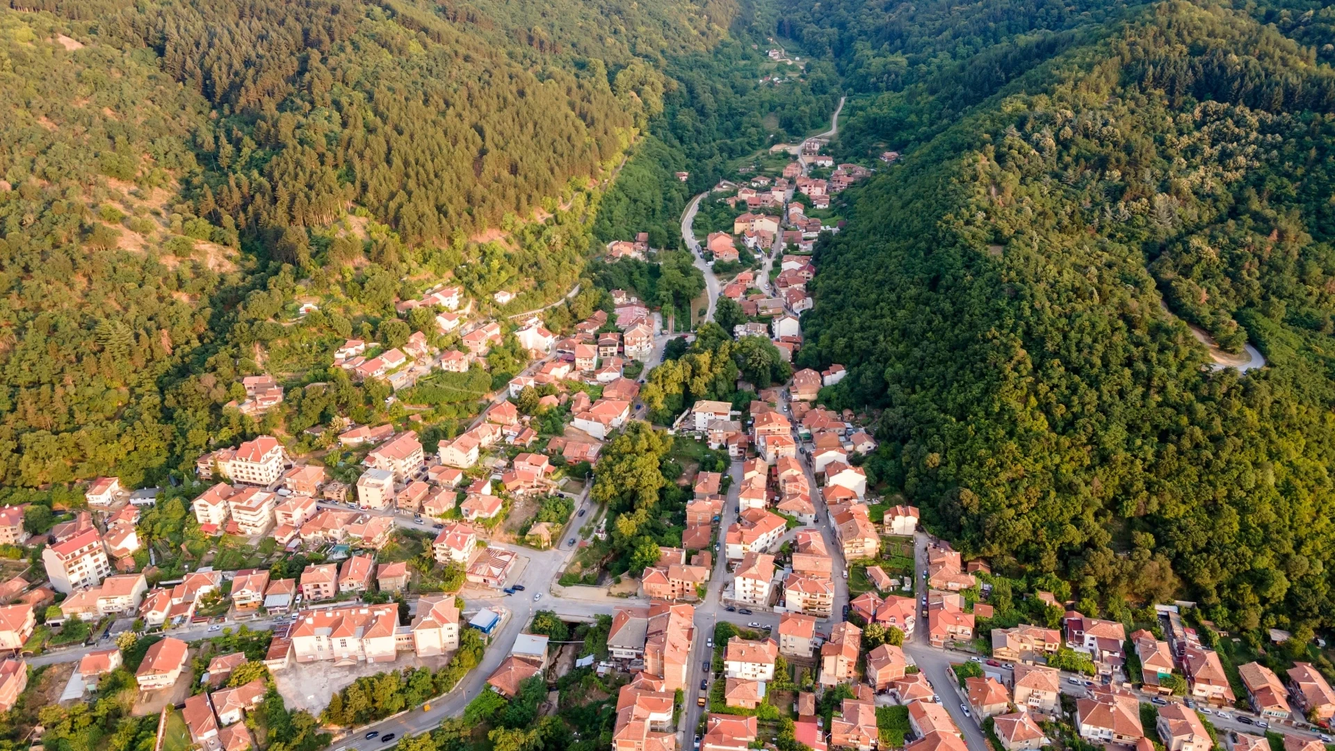 Вълшебният град на Ванга, криещ сърцевината на България 