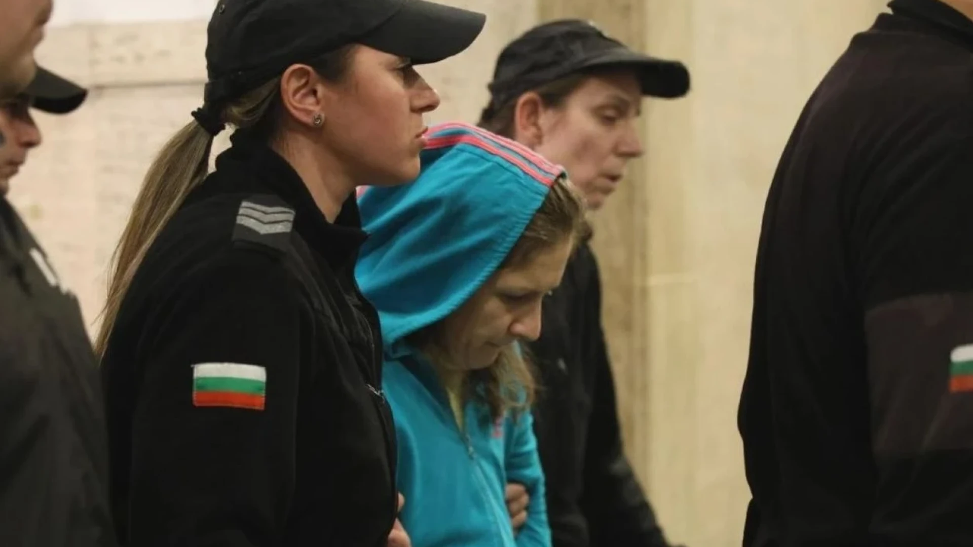 С нож и въже от бакалията: Шокиращи разкрития за кървавата Ксения СНИМКИ