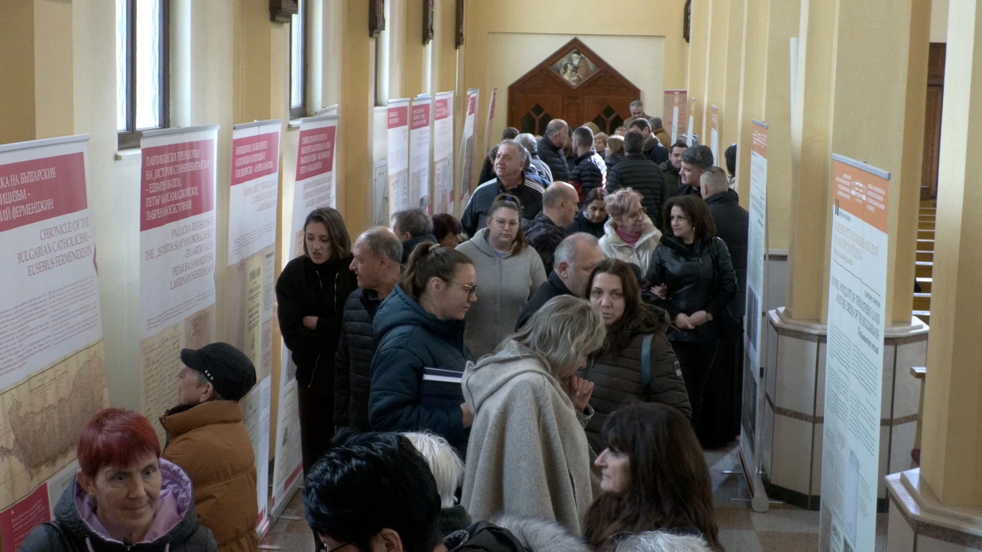В Пловдивско откриха уникална изложба „Католиците в България през 17-20 век“ СНИМКИ