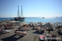 Скандал: Хотел в Анталия поиска 120 евро от турист за ...