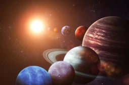 Невероятно откритие: Три неизвестни луни обикалят в Слънчевата система