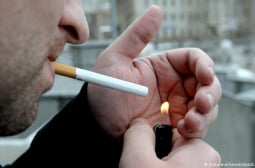 Кошмарни данни: Ето колко българи посягат към цигарите, при децата също е страшно