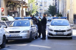 Чутовен скандал: Фиркана съдийка във Варна налетя на бой на полицаи!
