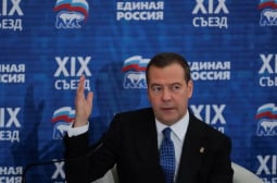 Медведев със смразяващи думи: Тези действия на НАТО означават война