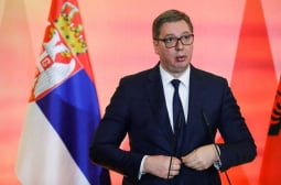  FT: Сърбия се готви да подпише най-голямата оръжейна сделка в съвременната си история