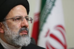 Върховният водач на Иран с извънреден ход след инцидента с президента Раиси 