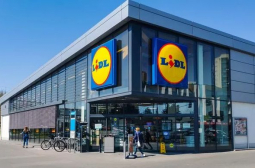 Клиентите на Lidl беснеят! Брутална шашма лъсна щом сравниха цените у нас и в чужбина