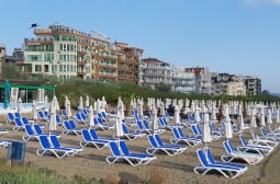 Южното Черноморие вече очаква своите туристи, цените са... ВИДЕО