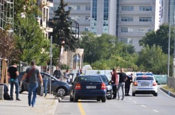 Бежанци и полиция в свирепа гонка в Хасково, развръзката