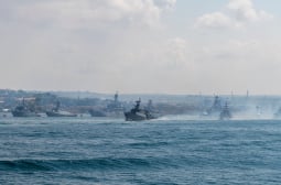 Forbes гръмна с новина каква съдба застига руските военни кораби в Черно море
