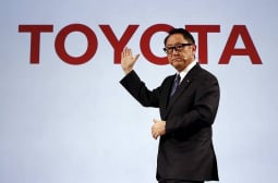 Шефът на Тойота каза защо компанията никога няма да изостави ДВГ