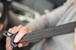 4 тайни функции на предпазния колан на колата, които много помагат ВИДЕО