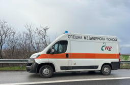 Кошмар в Севлиево: Камион помете жена на пешеходна пътека, бере душа в болницата