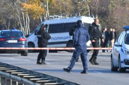 Първо в БЛИЦ: Тежък инцидент с възрастна жена и дете в София