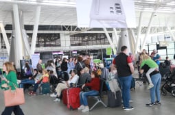 Страшен кошмар за куп българи с малки деца на столичното летище 