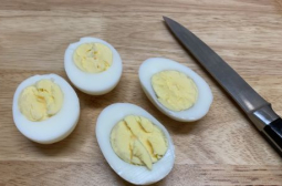 Ето как да варите яйцата, за да не стане жълтъкът зелен 