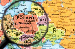 Големите компании напускат Полша, страната е залята от вълна от уволнения
