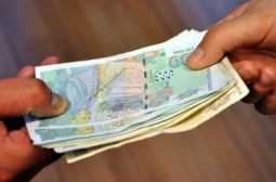 Куп пари за минимална работна заплата в България, ето кога