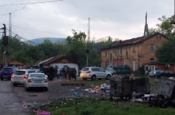 Масирана акция в ромските махали в Перник, има арестувани! СНИМКИ