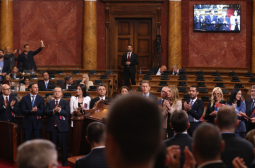 Скупщината подкрепи новото правителство на Сърбия