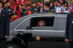 25 девственици годишно: Ким Чен Ун си има "отряд за удоволствия", ето какви са критериите