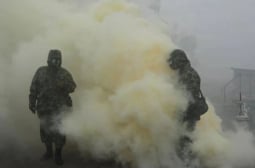Полковник от британската армия: Русия вади украинските войници от окопите с химически оръжия