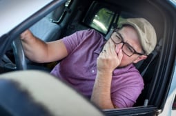 Сигнализират за неизправности: Миризми в колата, за които шофьорите трябва да знаят