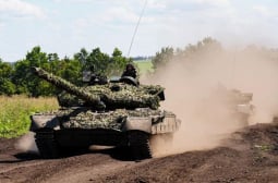 Русия е превзела още части от Източна Украйна