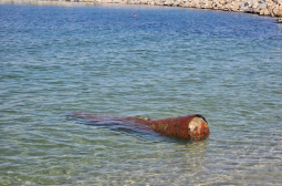 Паника по плажовете във Варна заради торпедо във водата 