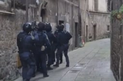 Операция в Италия: Разбиха турска групировка, подготвяла терористични нападения СНИМКИ