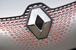 По-добър от Duster: Renault обяви цената на нов достъпен кросоувър ВИДЕО