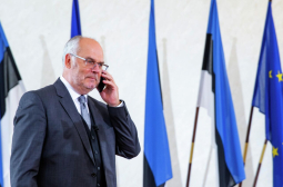 Президентът на Естония заплаши Русия: Ще направим всичко, за да паднете на колене 