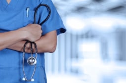 КНСБ се изказа за размера на лекарските заплати за още година