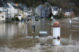 Апокалипсис: Южна Германия е под вода, наредиха евакуация ВИДЕО