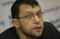 Йонко Грозев – кандидатът на кръга „Капитал“ за главен прокурор, изпълзя предизборно, за да заяви претенции към поста